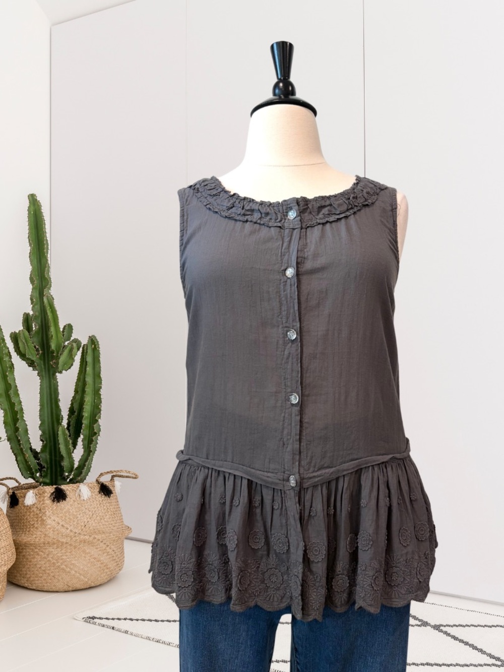 True Grit by Dylan Sleeveless Ruffle Button Down Tunic Top